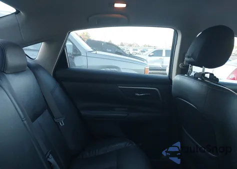 2018 Nissan Altima 2.5 Sl z USA, uszkodzony, nr VIN 1N4AL3AP2JC212512